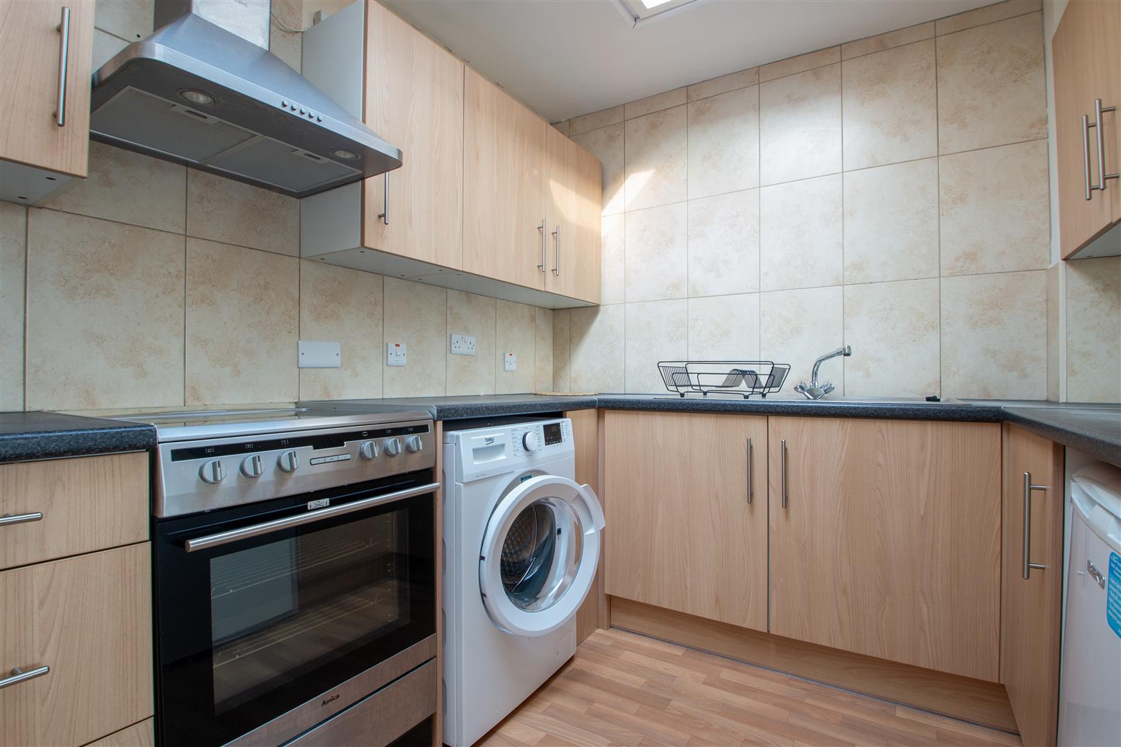 1 bed property in Old Groveway, Milton Keynes